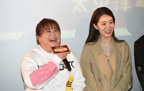 贾玲最新爆料电影叫什么,喜剧女王跨界之作，笑料百出引期待